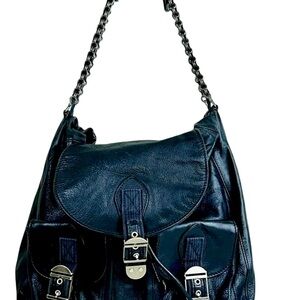 BALENCIAGA PARIS CITY SHOULDER BAG IN BLACK LEATHER